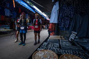 BIB: 6310, 4395
                            <button type="button" onclick="openModal(22795447)" class="btn btn-primary btn-sm float-right btn-popup" data-toggle="modal" data-target=".modal-high-quality">
                        <i class="fas fa-shopping-cart"></i> Add to Cart
                    </button>
                                            <button type="button" onclick="isThisMe(22795447, true)" class="btn btn-success btn-sm float-right btn-popup btn-isme hidden" data-toggle="tooltip" data-placement="bottom" title="นี่คือรูปของคุณใช่ไหม คลิกที่นี่เพื่อเอาเข้าอัลบั้ม">
                        <i class="fas fa-plus"></i> Add to album
                    </button>
                    <button type="button" onclick="isThisMe(22795447, false)" class="btn btn-warning btn-sm float-right btn-popup btn-isnotme hidden">
                        <i class="fas fa-ban"></i> Remove from album
                    </button>